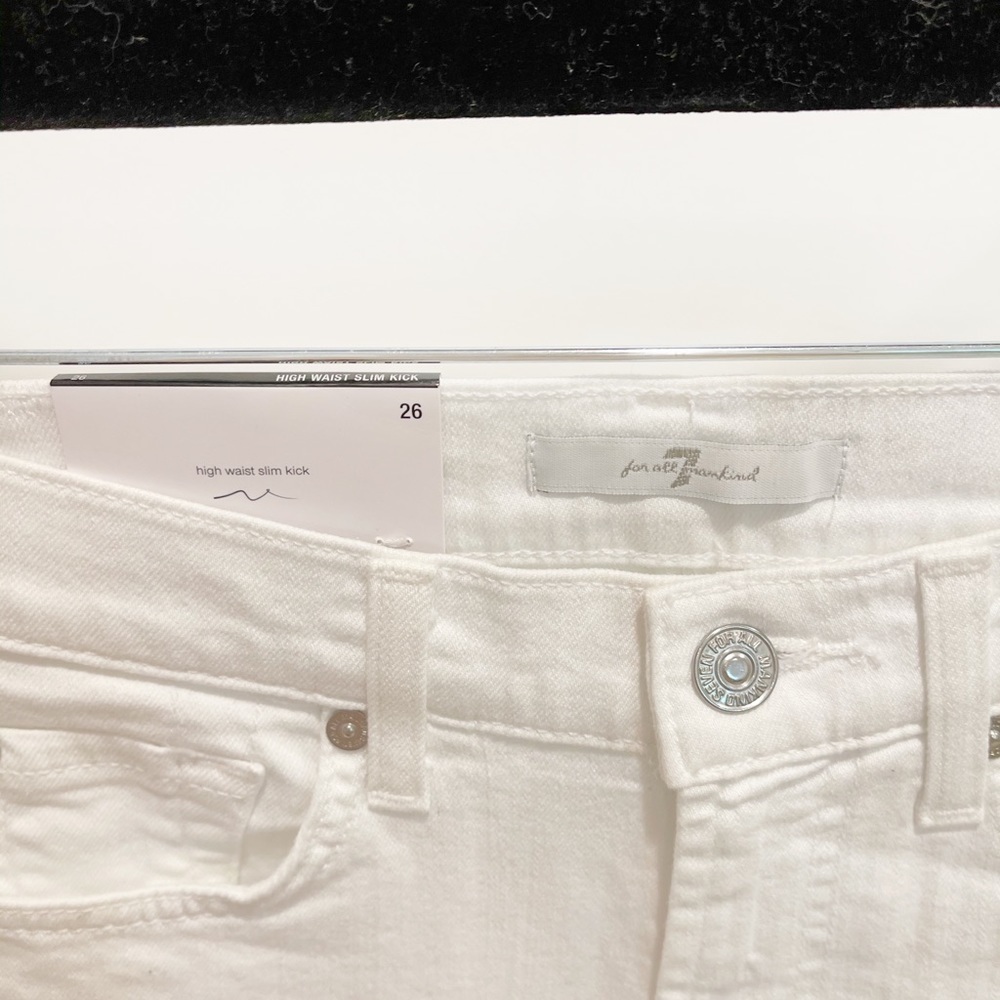 7 For All Mankind Highwaisted Kick Crop Jean - 26 - Picture 6 of 8